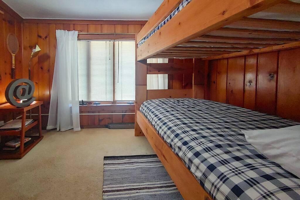 Huge Historic, W/Large Yard & Close To Beach Manistee Luaran gambar
